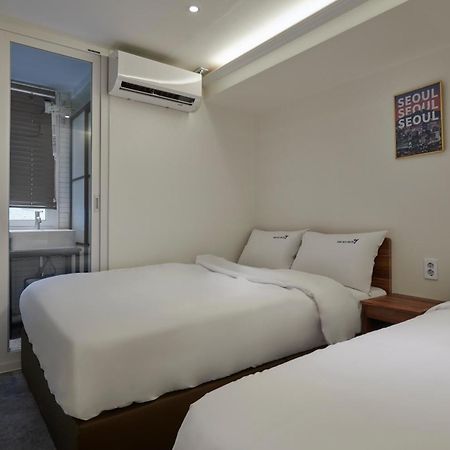 Eight Rest Hostel Myeongdong Szöul Kültér fotó