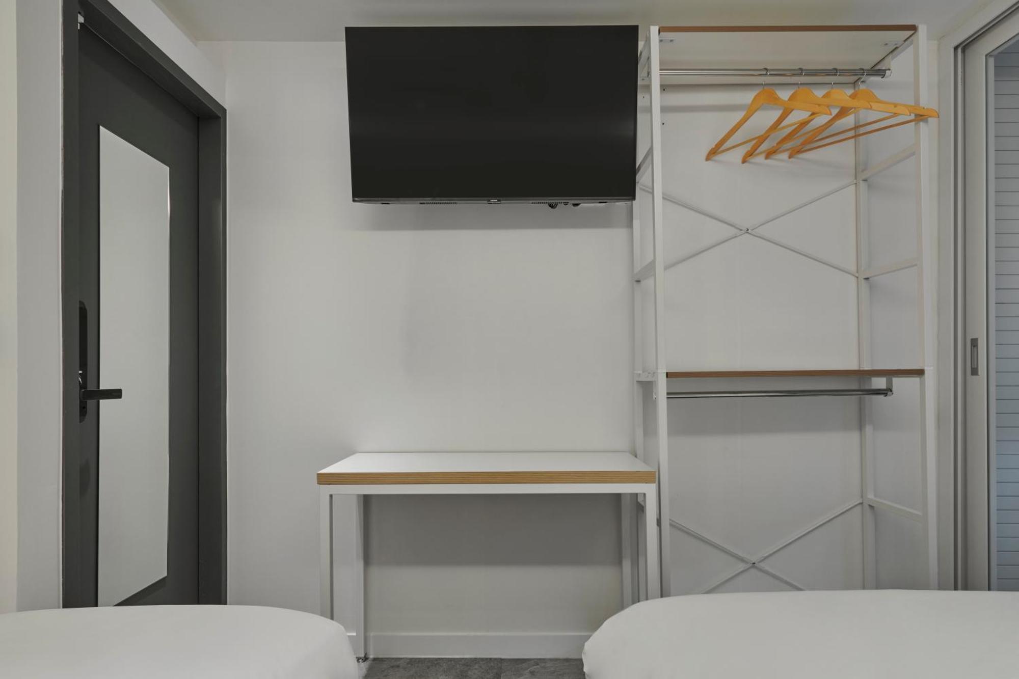 Eight Rest Hostel Myeongdong Szöul Kültér fotó