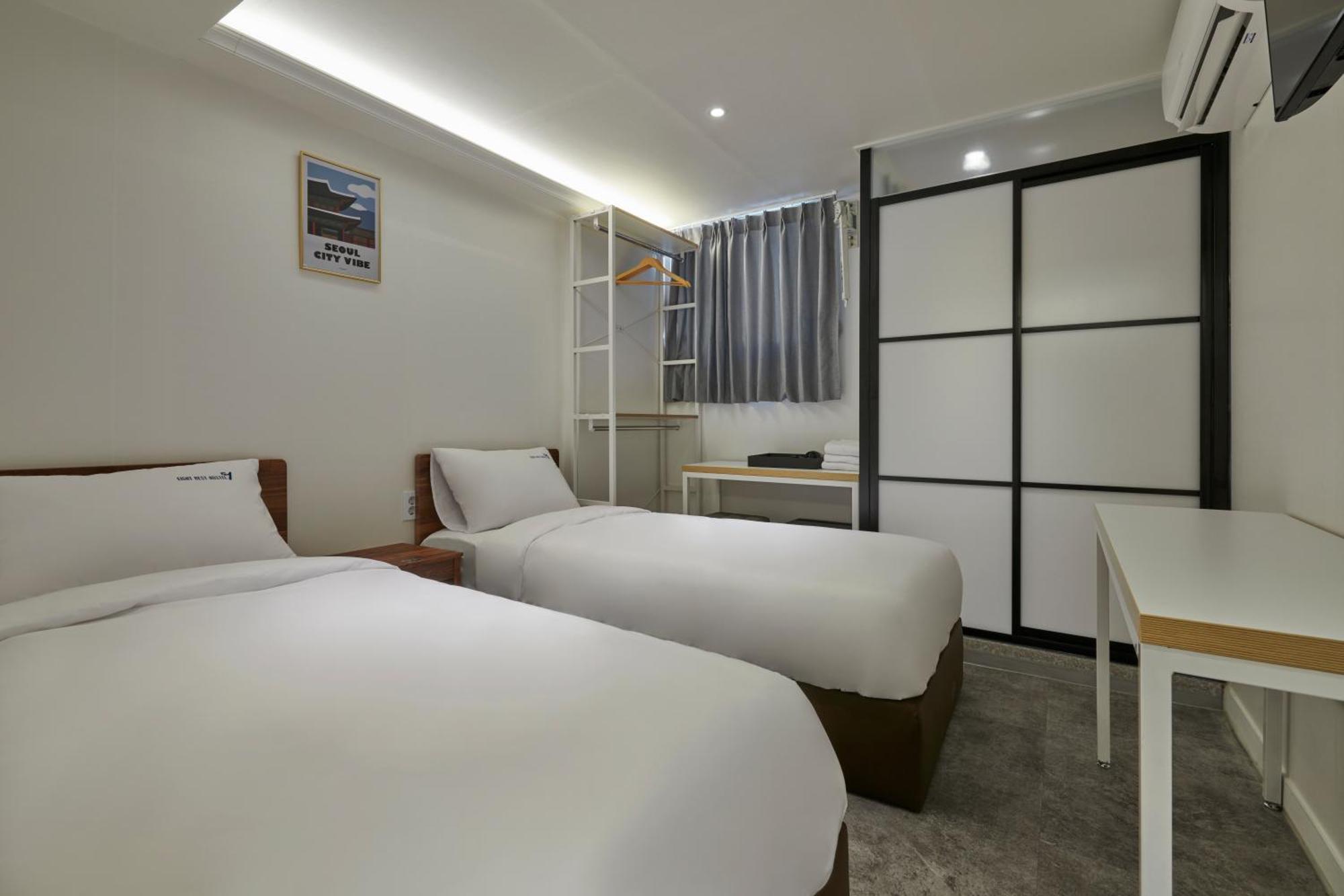 Eight Rest Hostel Myeongdong Szöul Kültér fotó